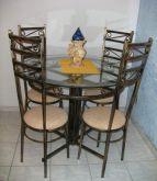 mesa com 4 cadeiras